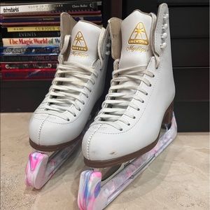 Jackson Mystique Ice skates